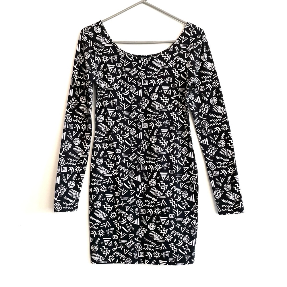 Forever 21 Bodycon Black and White Print Dress Size Small